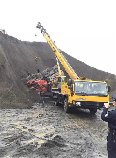 濠江区上犹道路救援